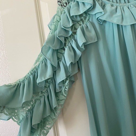 Tunic - Picture 2 of 2